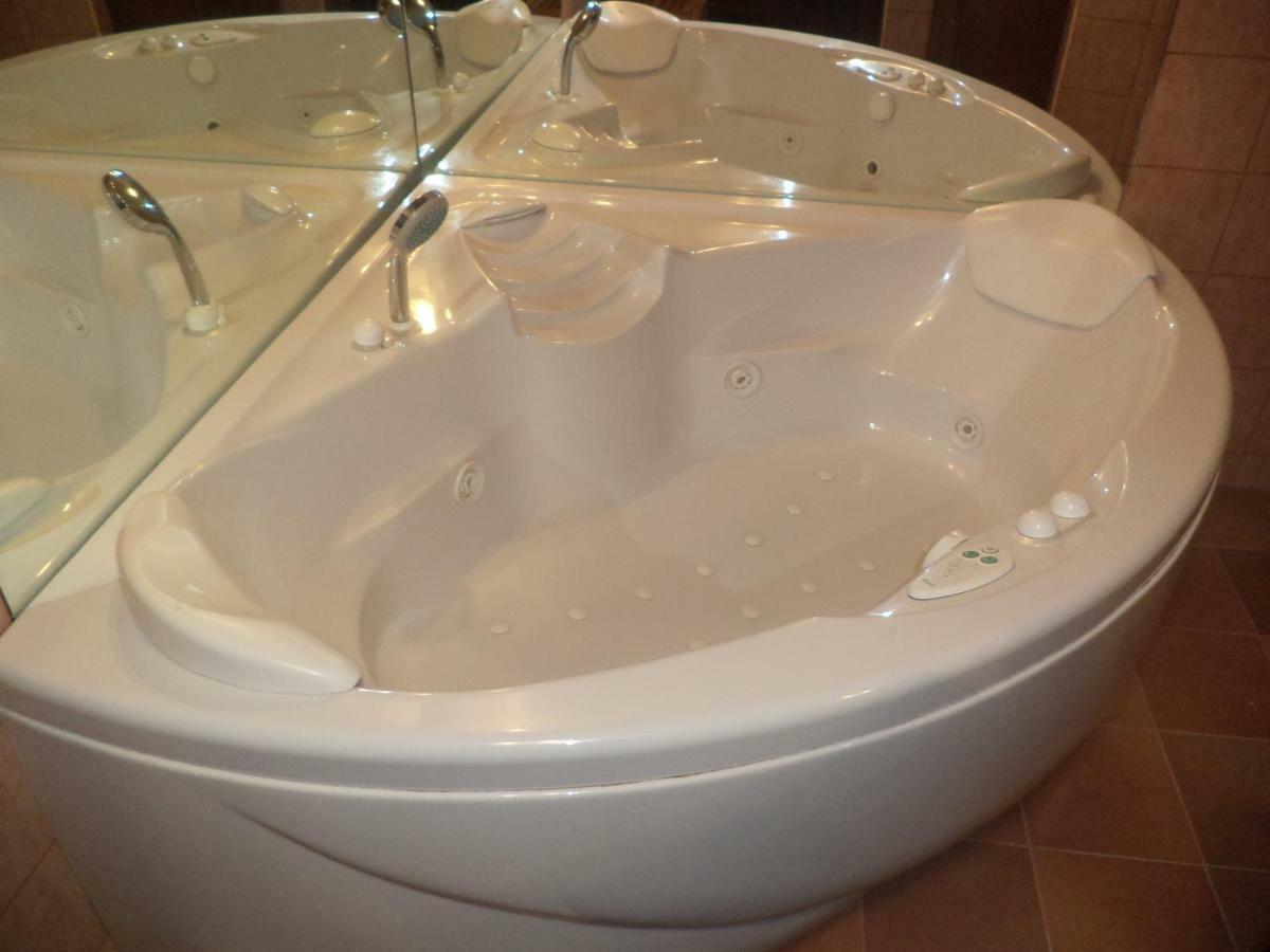 Jacuzzi Quo Vadis Lejlighed Rom Eksteriør billede